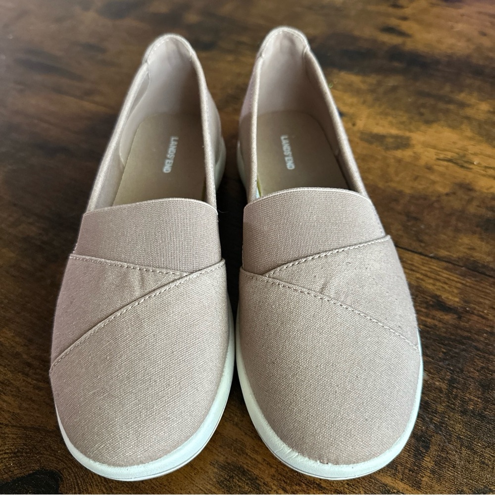LANDS' END NWOB Women's 7.5 Otter Taupe Brown Canvas Slip-on Walking Shoes